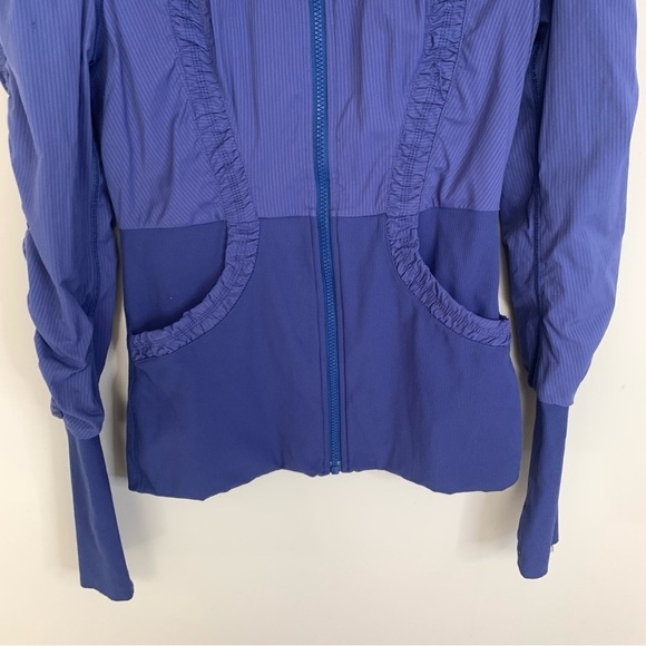 Lululemon reversible  studio jacket 8 - Picture 9 of 11